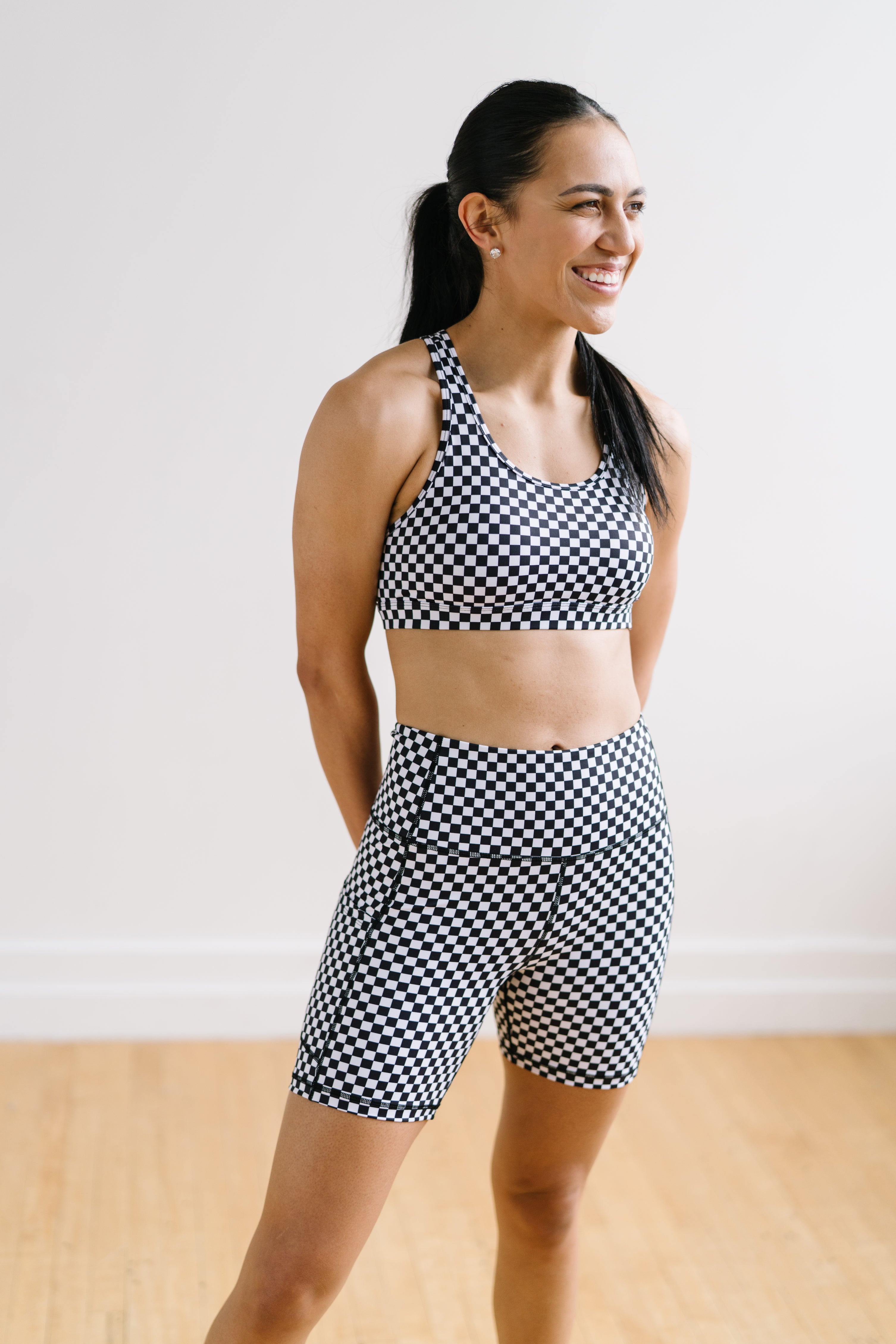 Checkerboard Sports Bra, Racing Sports Bra, Women's Seamless Bra, Checkered  Top, Checkerboard Clothing, Black and White Top, Grunge Clothing -   Canada